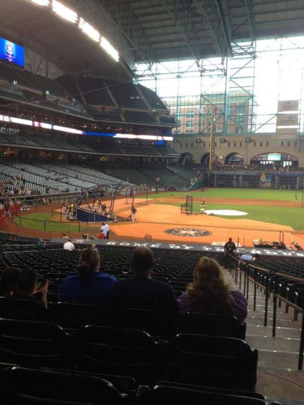 Daikin Park, section: 124, row: 31, seat: 16