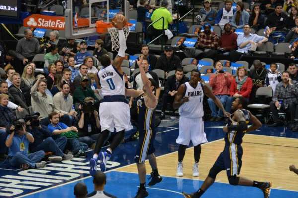 American Airlines Center, section: 118, row: T, seat: 11