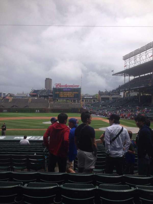 Wrigley Field, section: 113, row: 5, seat: 6