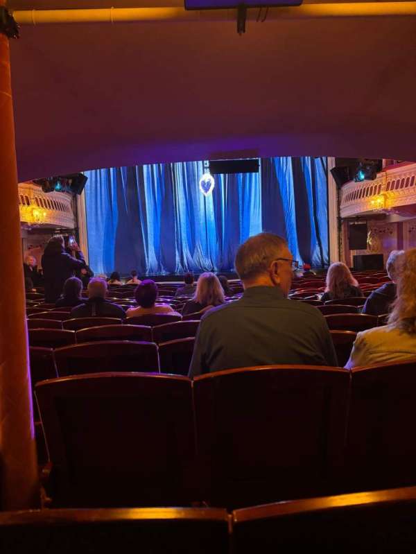 Criterion Theatre, section: Stalls, row: R, seat: 13
