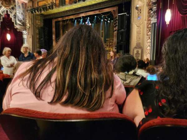 Hollywood Pantages Theatre, section: Orchestra R, row: V, seat: 4