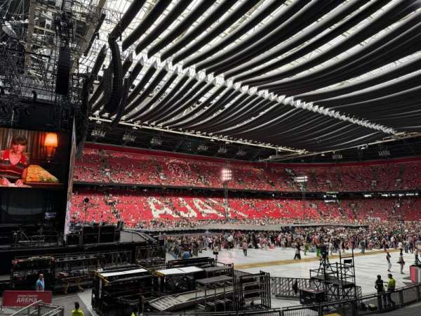 Johan Cruijff ArenA, section: 110, row: 10, seat: 284