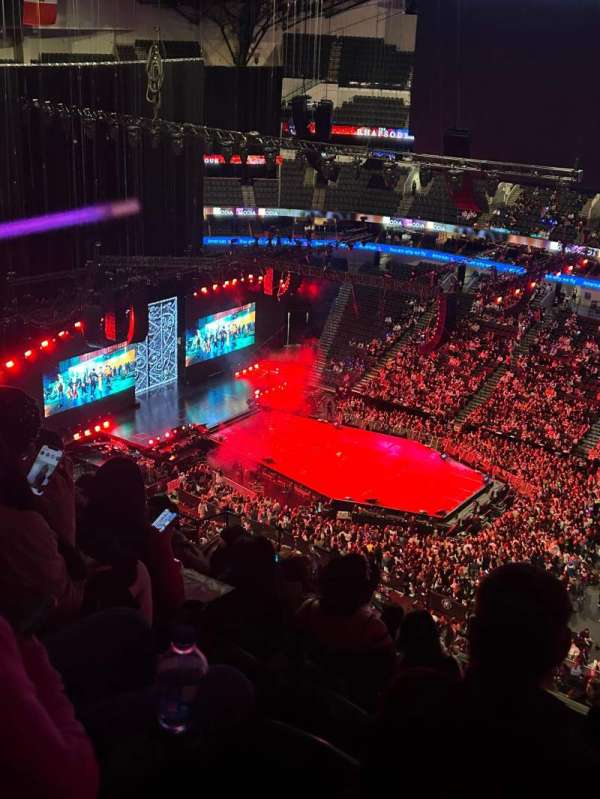 American Airlines Center, section: 324, row: T, seat: 17
