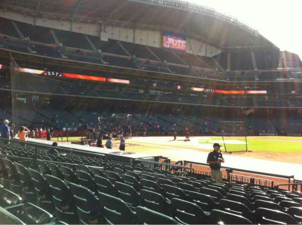Daikin Park, section: 127, row: 14, seat: 12