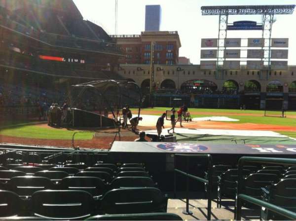 Daikin Park, section: 122, row: 12, seat: 16