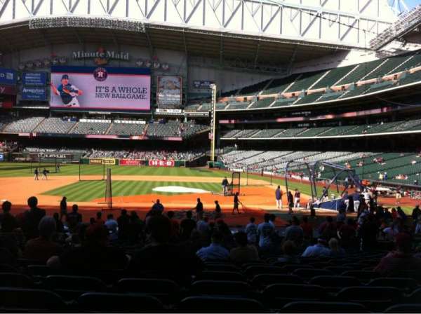 Daikin Park, section: 114, row: 24, seat: 7