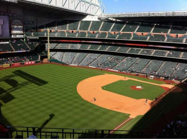 Daikin Park, section: 405, row: 4, seat: 6