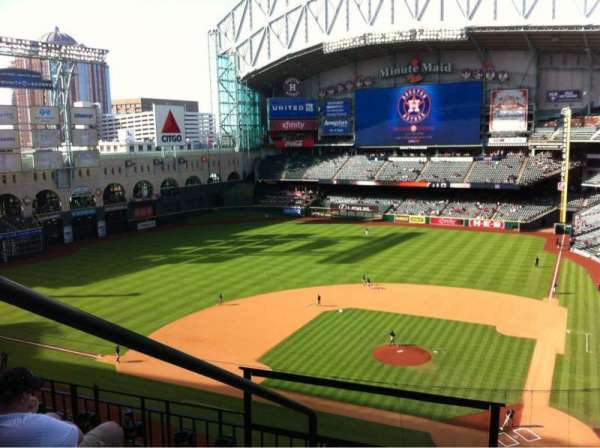 Daikin Park, section: 316, row: 4, seat: 1