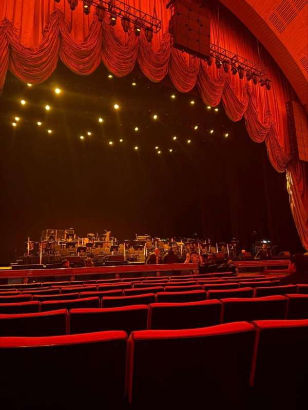Radio City Music Hall, section: Orchestra 5, row: JJ, seat: 511
