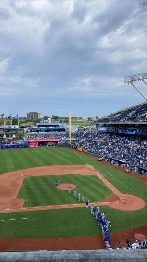 Kauffman Stadium, section: 412, row: A, seat: 5