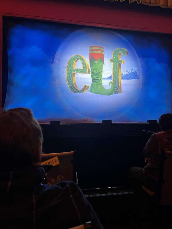 Auditorium Theatre, section: Orchestra C, row: D, seat: 401