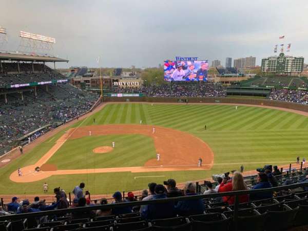 Wrigley Field, section: 424R, row: 1, seat: 5
