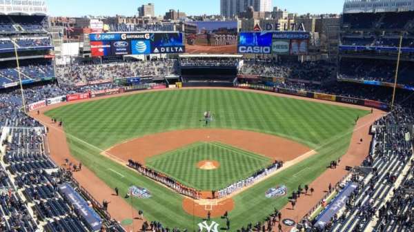 Yankee Stadium, section: 420B, row: 5, seat: 10
