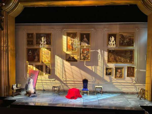 St. James Theatre, section: Mezzanine C, row: A, seat: 106