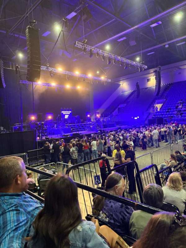 Salem Civic Center, section: B7, row: 2, seat: 13