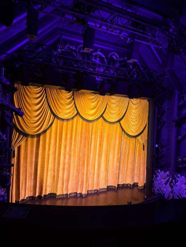 Trafalgar Theatre, section: Dress Circle, row: B, seat: 22