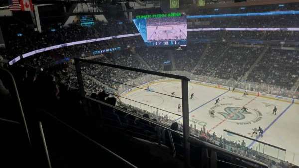 Climate Pledge Arena, section: 225, row: F, seat: 17