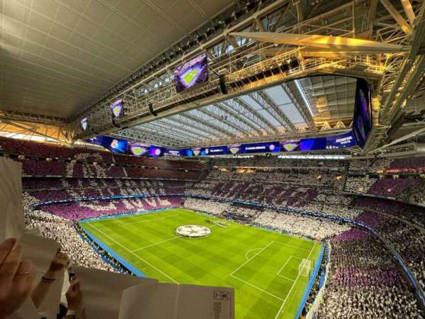 Santiago Bernabéu Stadium, section: 512, row: 0006, seat: 0003