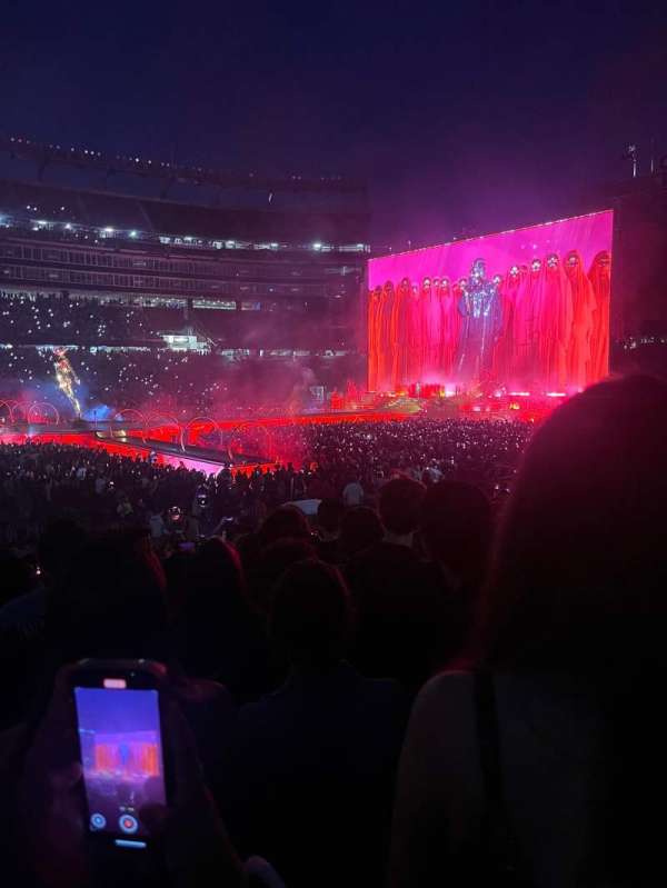 Gillette Stadium, section: 133, row: 16, seat: 9