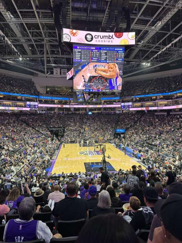 Golden 1 Center, section: 114, row: Q, seat: 8