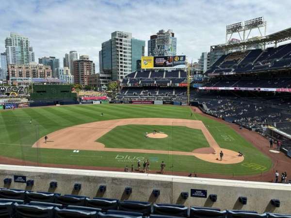 Petco Park, section: 206, row: 5, seat: 9