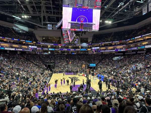 Golden 1 Center, section: 114, row: H, seat: 9