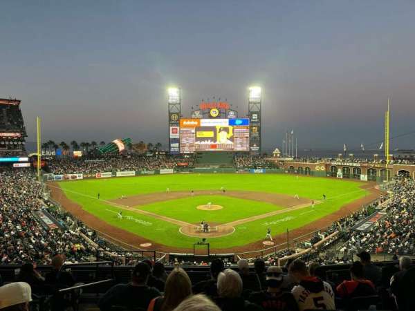 Oracle Park, section: 215, row: G, seat: 11