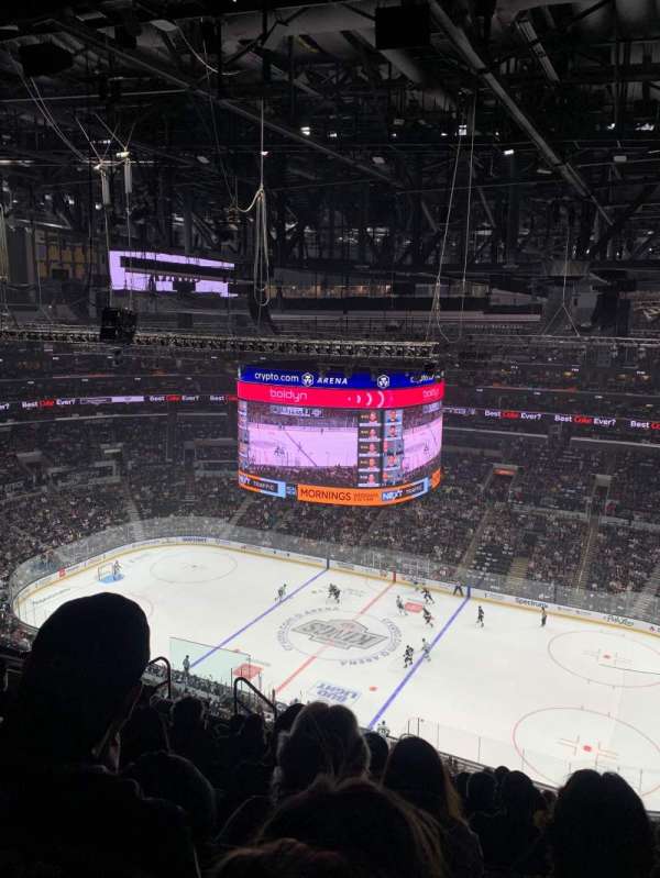 Crypto.com Arena, section: 333, row: 10, seat: 11