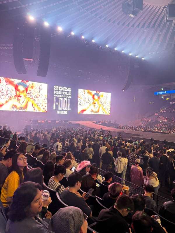 Oakland Arena, section: 114, row: 3, seat: 4
