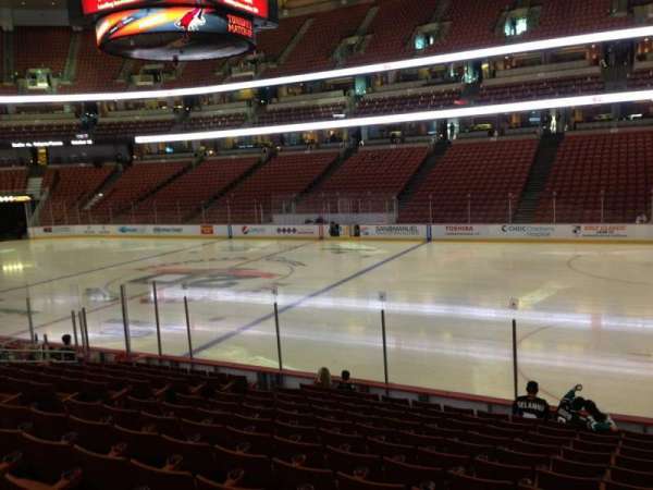 Honda Center, section: 206, row: 6, seat: 4