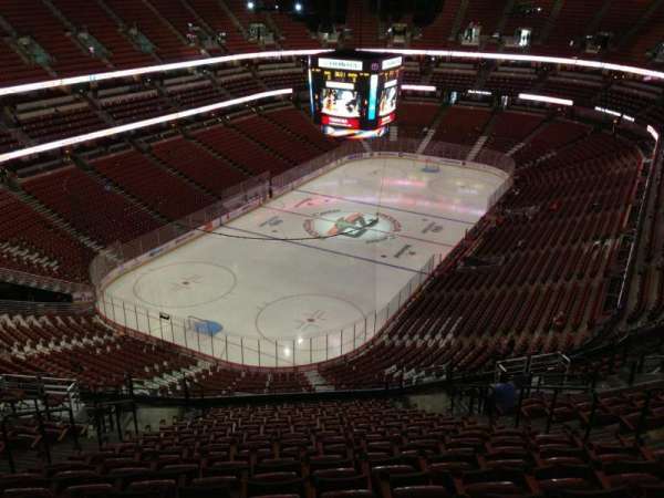 Honda Center, section: 419, row: T, seat: 9