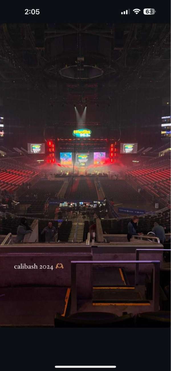 Crypto.com Arena, section: 207, row: 11, seat: 10