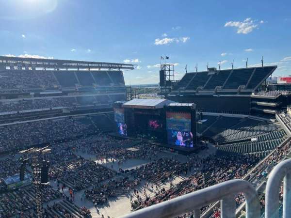 Lincoln Financial Field, section: 222, row: 2, seat: 16