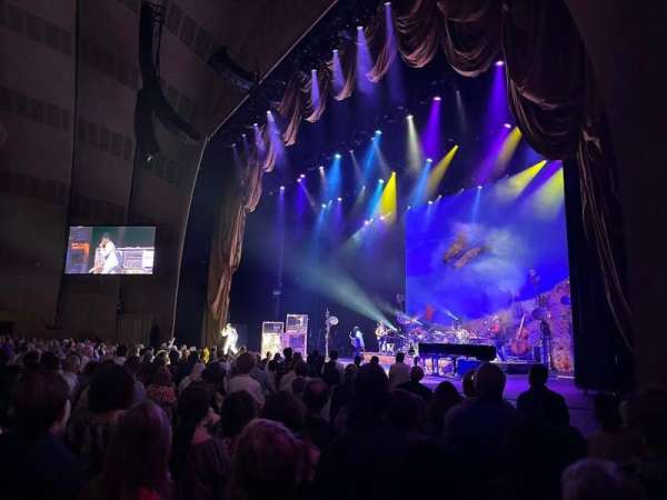 Radio City Music Hall, section: Orchestra 2, row: JJ, seat: 205