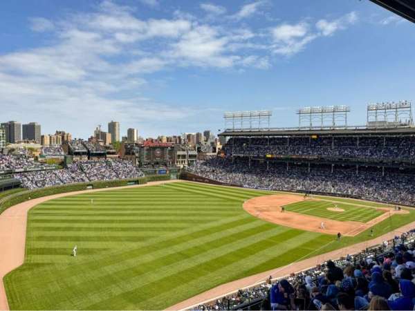 Wrigley Field, section: 303L, row: 9, seat: 3