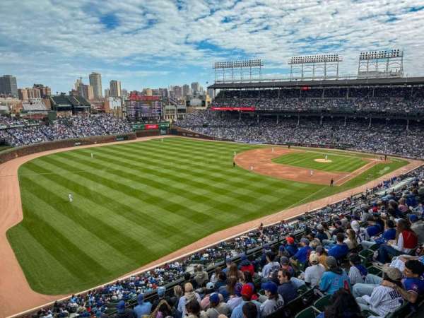 Wrigley Field, section: 303L, row: 9, seat: 1