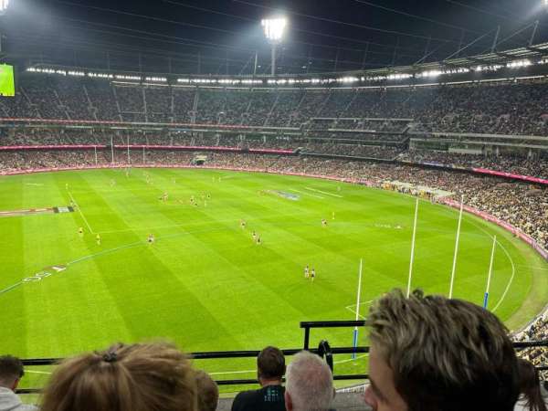 Melbourne Cricket Ground, section: Q7, row: D, seat: 1