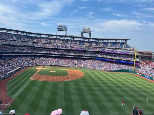 Citizens Bank Park, section: 304, row: 6, seat: 21