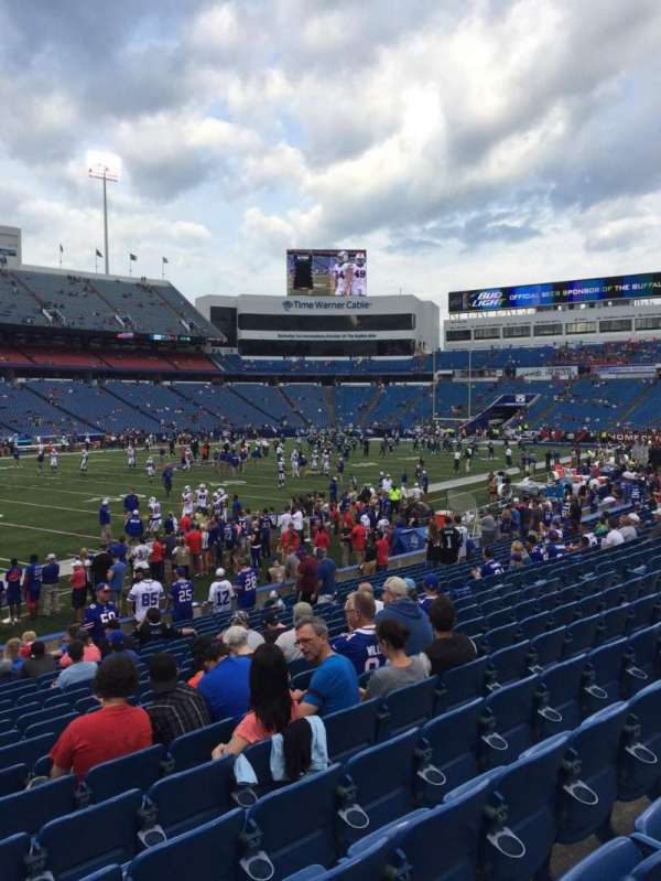 Highmark Stadium, section: 137, row: 19, seat: 19