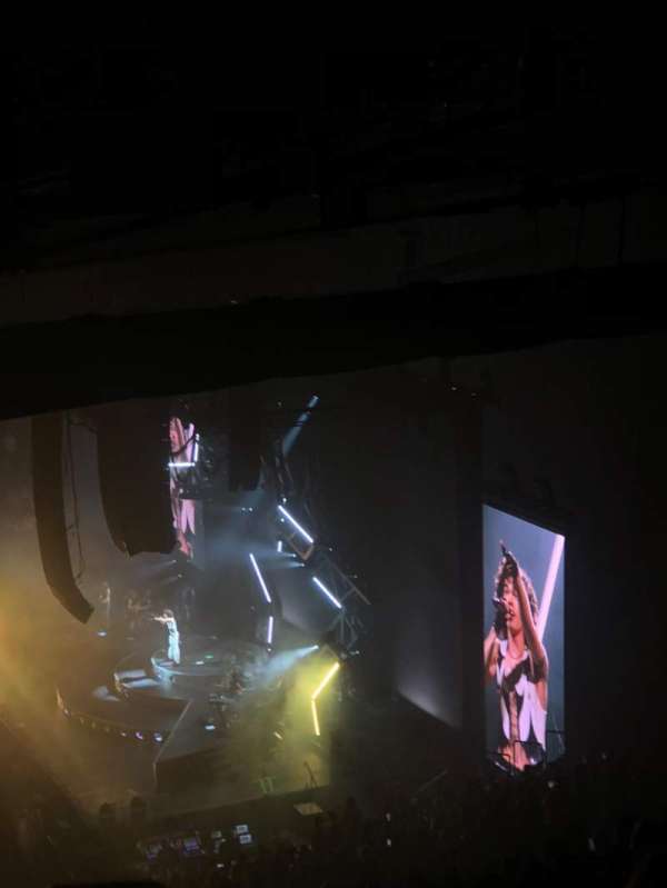 Kia Forum, section: 210, row: 23, seat: 8