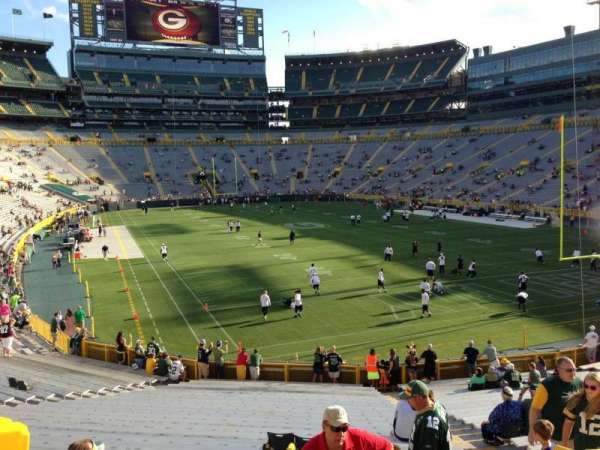 Lambeau Field, section: 105, row: 30, seat: 16