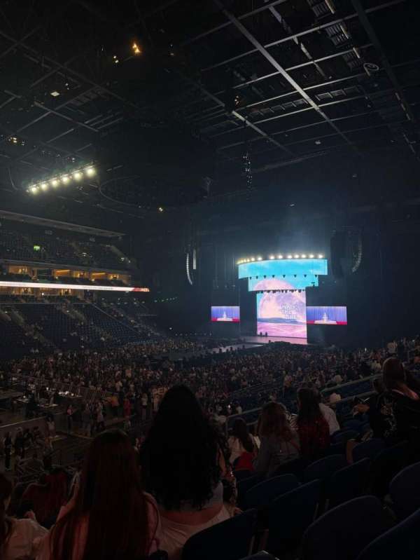 Uber Arena, section: 204, row: 19, seat: 6
