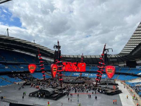 Etihad Stadium, Manchester, section: 113, row: 16, seat: 347