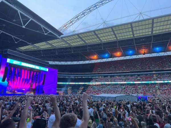 Wembley Stadium, section: 123, row: 7, seat: 4
