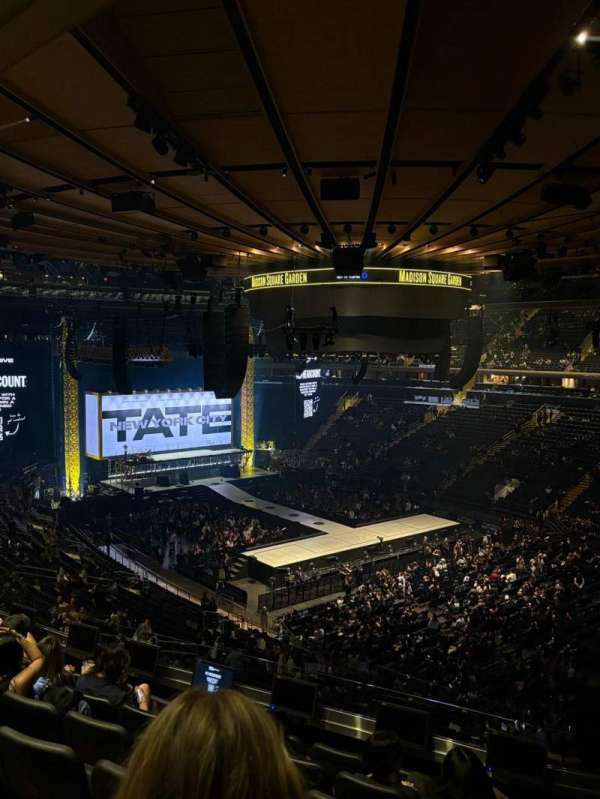 Madison Square Garden, section: 227, row: 7, seat: 17