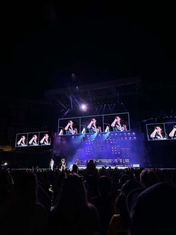 Yankee Stadium, section: B4, row: 8, seat: 17