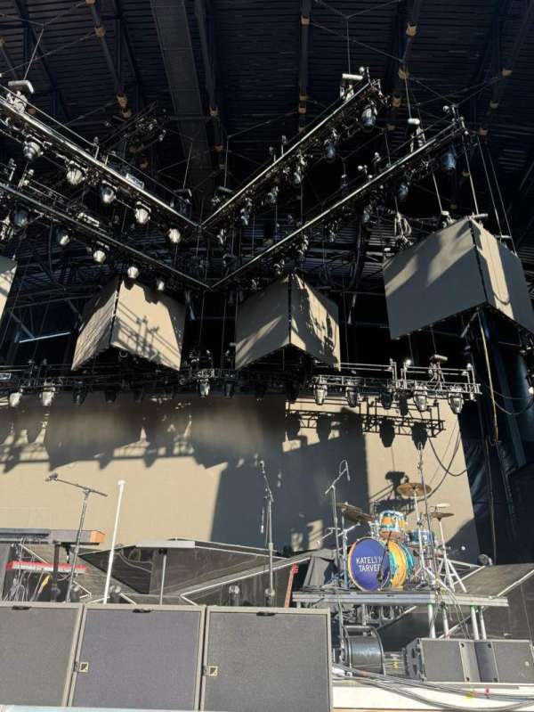 Jones Beach Theater, section: B, row: B, seat: 4