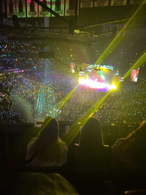 United Center, section: 306, row: 10, seat: 19