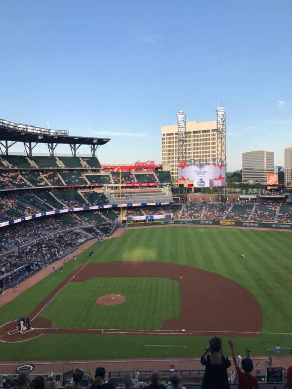 Truist Park, section: 320, row: 8, seat: 4
