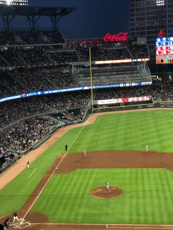 Truist Park, section: 320, row: 9, seat: 7